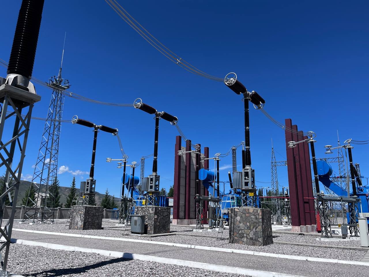 photo_5192856125517725066_y