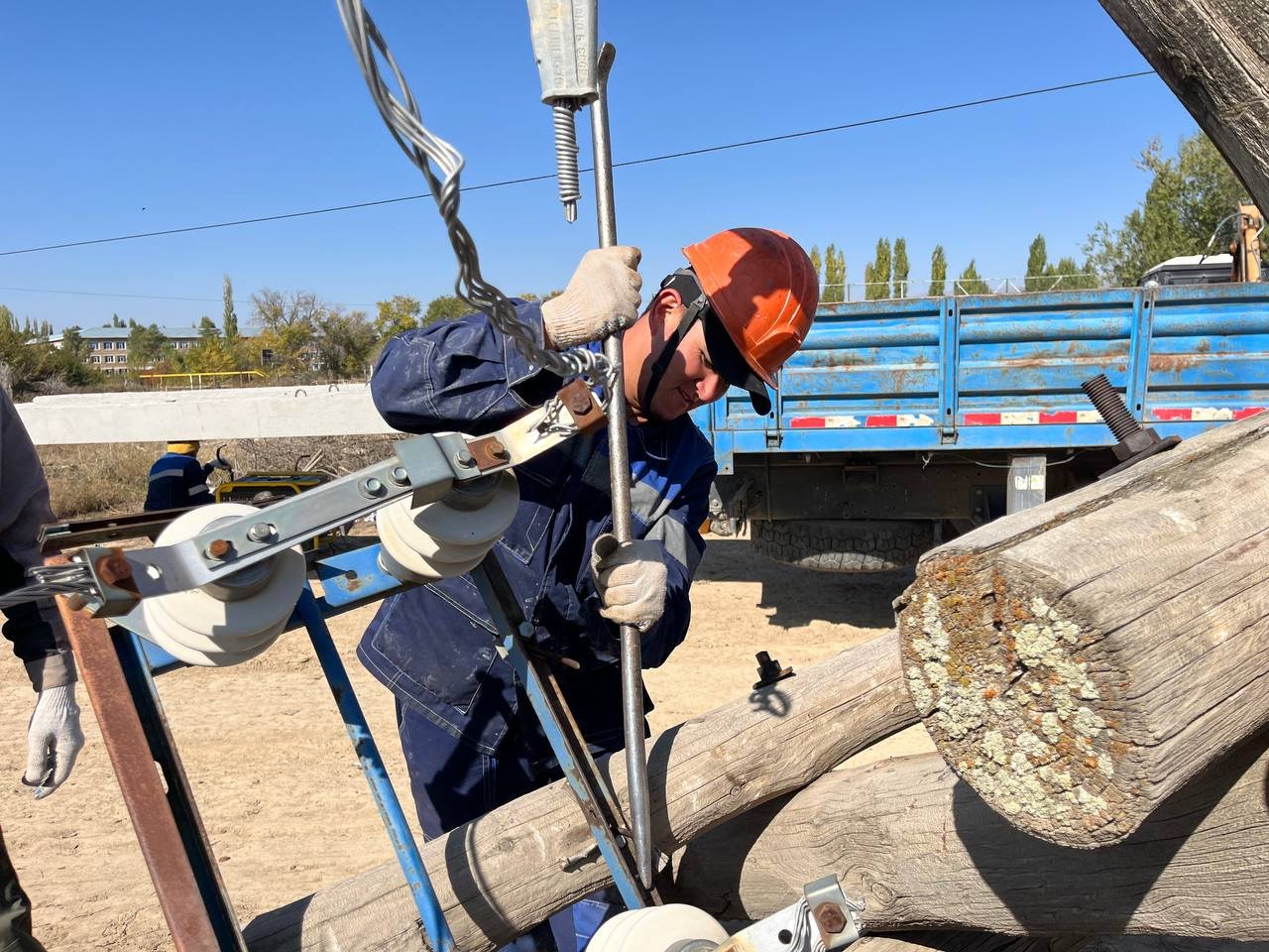 photo_5420568509798282280_y