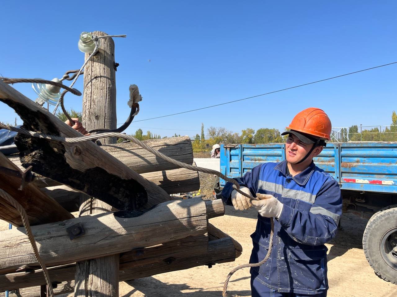 photo_5420568509798282283_y